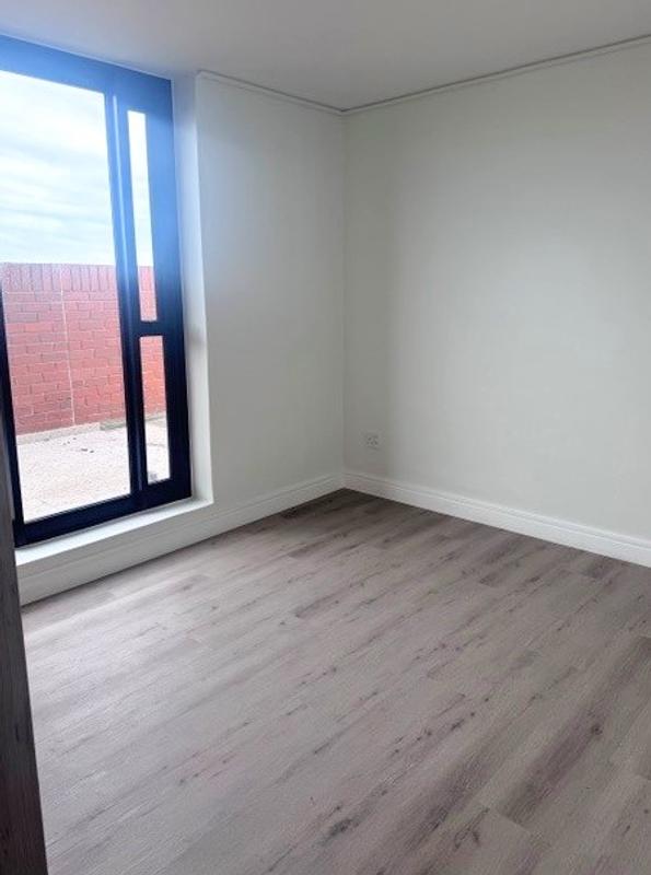 2 Bedroom Property for Sale in Paarden Eiland Western Cape